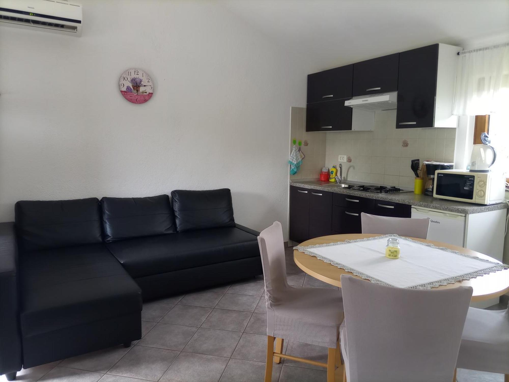 Apartmani Bartulasi Roč Екстериор снимка